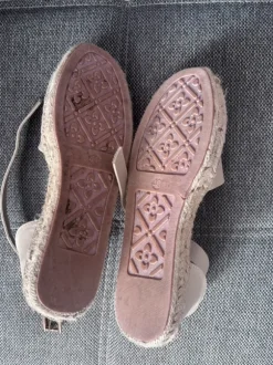 Beige Sommerschuhe