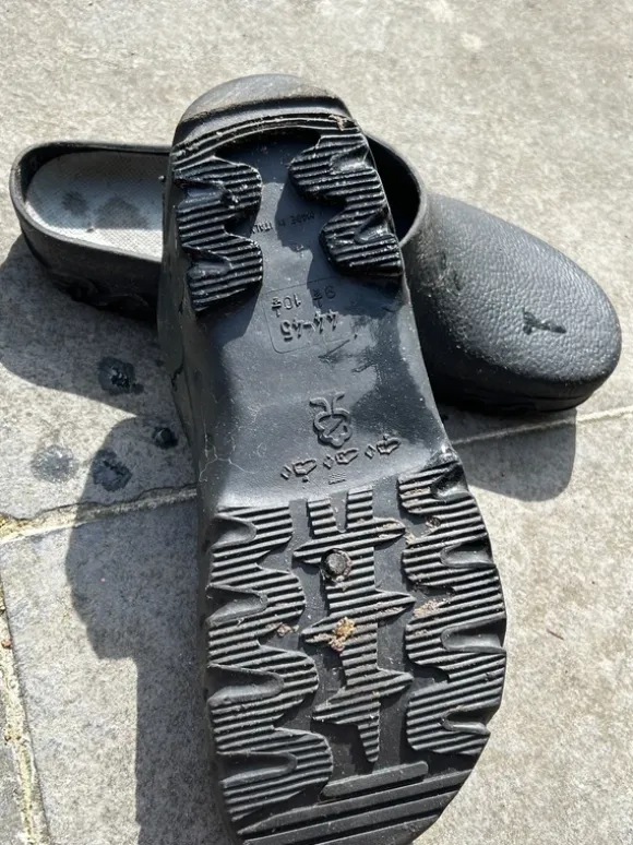 Benesta zwarte tuin klompen 44-45