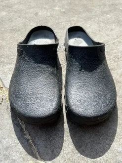 Benesta zwarte tuin klompen 44-45