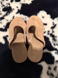Bershka wedge heel 37 Creme beige