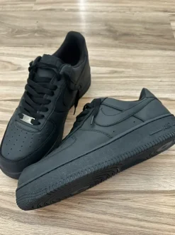 Black AirForce 1