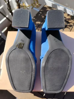 Blaue Schuhe