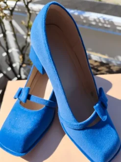 Blaue Schuhe