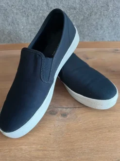 Blaue Slipper von Tommy Hilfiger