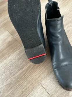 Blaue Stiefelette