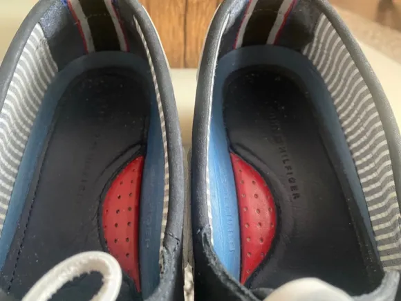 blaue Tommy Hilfiger Segel/Bootschuhe/Loafer