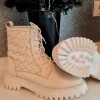 Boots cream (Frühjahr)
