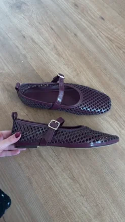 Bordeaux burgundy kleur flats