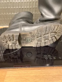 Bottes Pompiers 44. véritables en cuir
