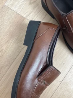 braune Herrenschuhe in sehr gutem Zustand