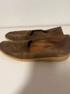 braune Herren-Slipper Wildleder