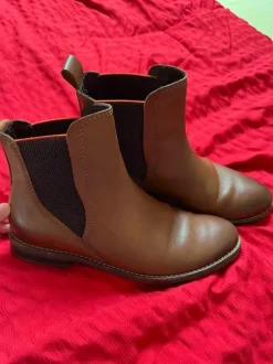 Braune Leder-Stiefeletten / Chelsea Boots von Marco Tozzi – Zeitloser Look – Gr. 38 - Top Zustand
