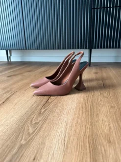 Brauner High Heel 39