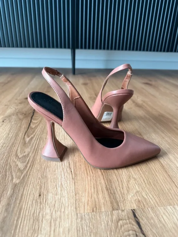 Brauner High Heel 39