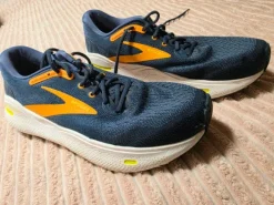 Brooks Ghost Max – Maat 44 – Uitstekende Staat!