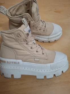Buffalo Boots Vegan Beige EUR 39