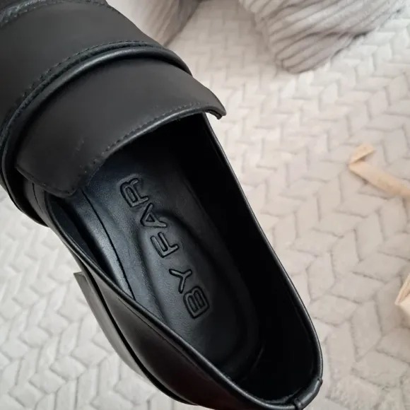 By Far Cyril Black Nappa Schuhe Leder große 39