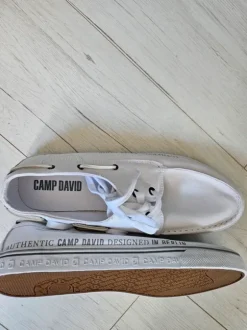 Camp David Bootsschuhe / Segelschuhe - neu & ungetragen - Gr. 44 - Weiß