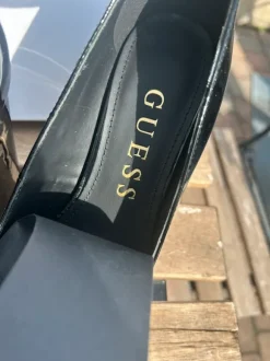 Chaussures à talons Guess