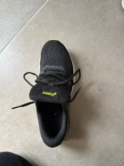 Chaussures asics