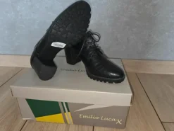 Chaussures Richelieu cuir 37
