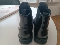 Chelsea Boots