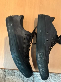 Chucks Converse schwarz