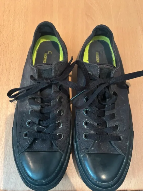 Chucks Converse schwarz