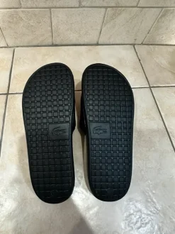 Claquette Lacoste