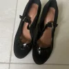 Clarks Riemchen Pumps 👠