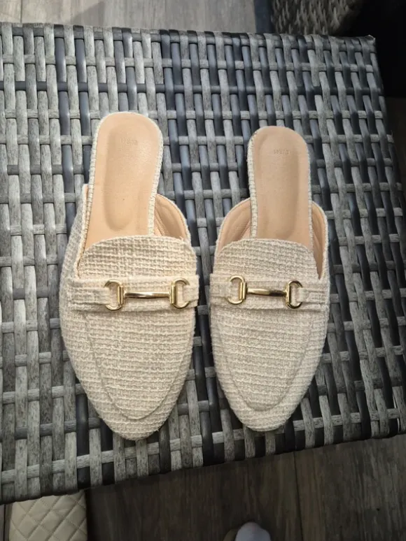 Clogs
