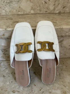 Clogs