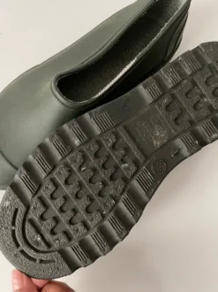Clogs
