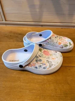 Clogs 38 Gartenschuhe Badeschuhe Schaumstoff