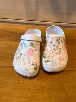 Clogs 38 Gartenschuhe Badeschuhe Schaumstoff