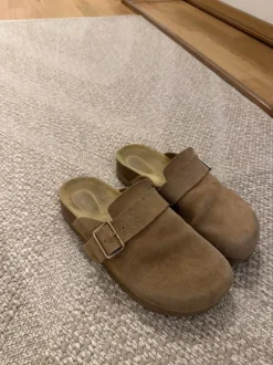 Clogs bershka
