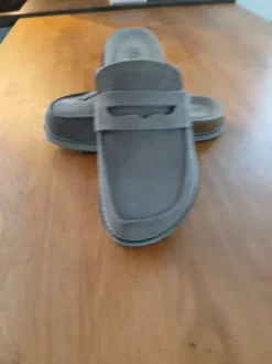 Clogs donna n.38 ,in vera pelle scamosciata,nuovi con cartellino