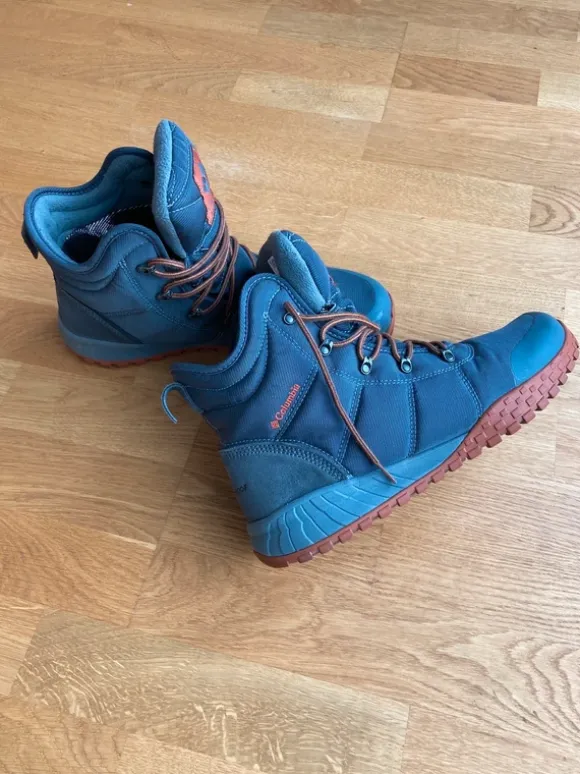 Columbia Boots