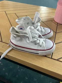 Converse 22