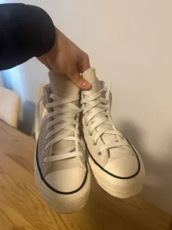 Converse All Star Chucks mit Plateau-Wildleder Creme/Beige/Vanille
