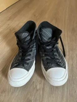 Converse Chucks