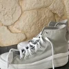 Converse in Salbeigrün