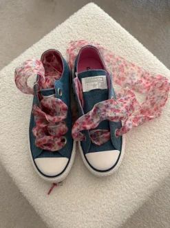 Converse NEU