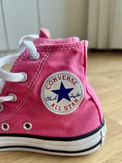 Converse Sneakers high - Chuck Taylor Allstar - rosa in 32