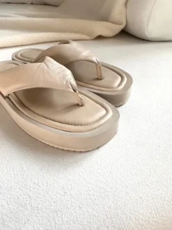 Copenhagen CPH779 Nappa Cake Beige 37 Platform zehentrenner