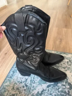 Cowboyboots schwarz Pull&Bear