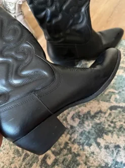 Cowboyboots schwarz Pull&Bear