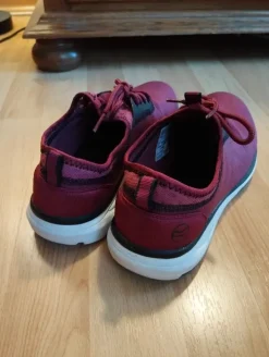 Damen Regatta Sneaker, wie neu, Gr. 38, weinrot