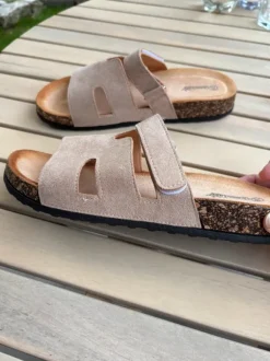 Damenpantolette, beige