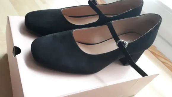 Damenschuhe